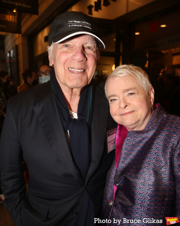 Photos: On the Opening Night Red Carpet for HOW I LEARNED TO DRIVE Image