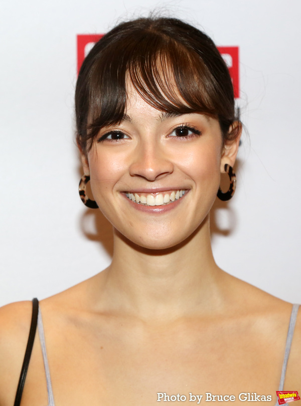 Photos: On the Opening Night Red Carpet for HOW I LEARNED TO DRIVE Image