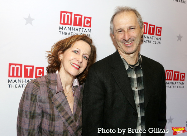 Photos: On the Opening Night Red Carpet for HOW I LEARNED TO DRIVE Image