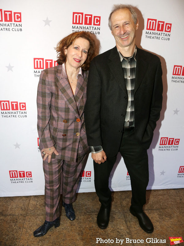 Photos: On the Opening Night Red Carpet for HOW I LEARNED TO DRIVE Image