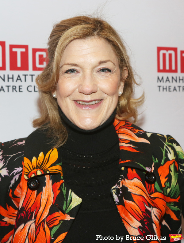 Photos: On the Opening Night Red Carpet for HOW I LEARNED TO DRIVE Image