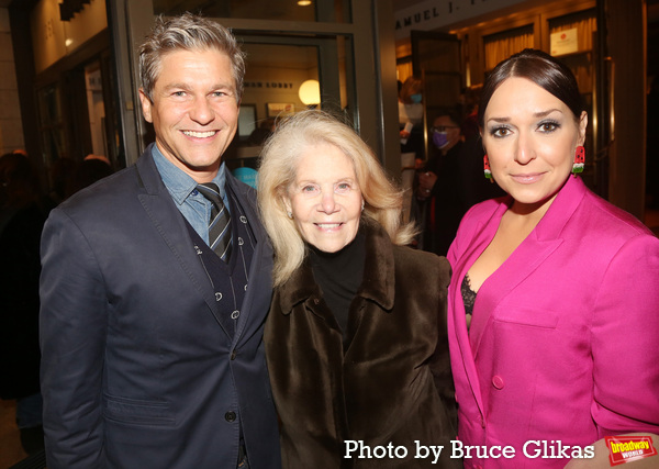 Photos: On the Opening Night Red Carpet for HOW I LEARNED TO DRIVE Image