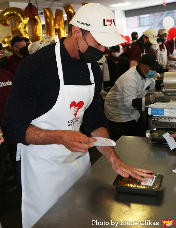 Photos: In the Kitchen with THE MUSIC MAN's Hugh Jackman & Sutton Foster Image