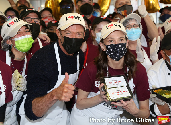 Photos: In the Kitchen with THE MUSIC MAN's Hugh Jackman & Sutton Foster Image