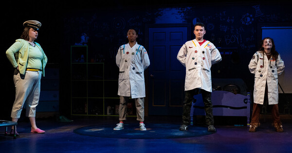 Photos: First Look at THE AMAZING ADVENTURES OF DR. WONDERFUL (AND HER DOG!) at Playhouse on Park 
