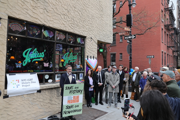 Photos: John Cameron Mitchell & More Acknowledge Julius' Significance to LGBT Activism & History Image