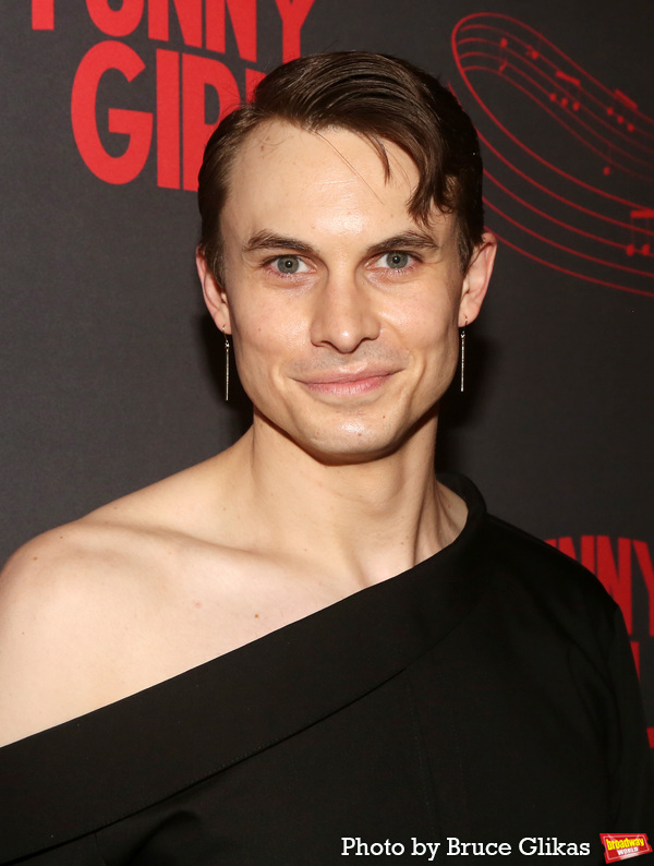 Photos: FUNNY GIRL Cast Celebrates Opening Night Image