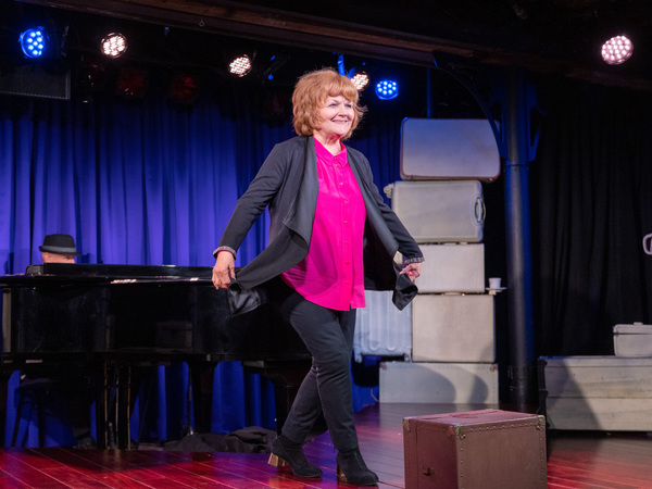 Photos: Lesley Nicol Opens HOW THE HELL DID I GET HERE? At The McKittrick Hotel 