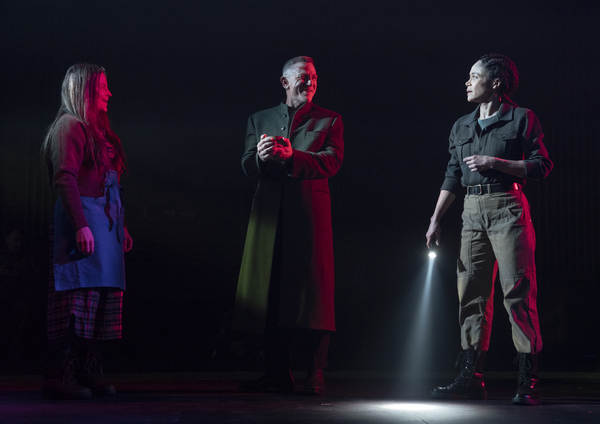 Photos: Get a First Look at Daniel Craig and Ruth Negga in MACBETH Image