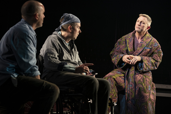 Photos: Get a First Look at Daniel Craig and Ruth Negga in MACBETH Image