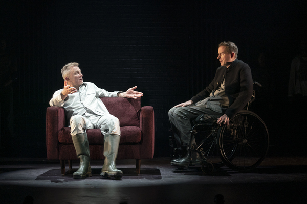 Photos: Get a First Look at Daniel Craig and Ruth Negga in MACBETH Image
