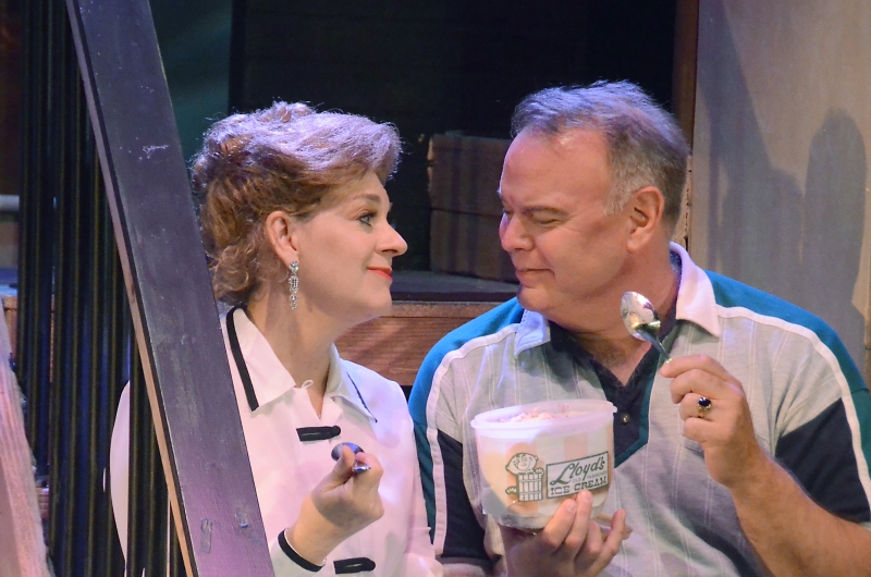 BWW Review: GUESS WHO'S COMING TO DINNER is a Feast at Desert Theatreworks. 