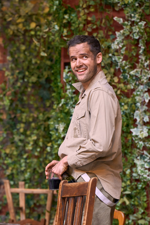 Photos: First Look at MUCH ADO ABOUT NOTHING at Shakespeare's Globe  Image