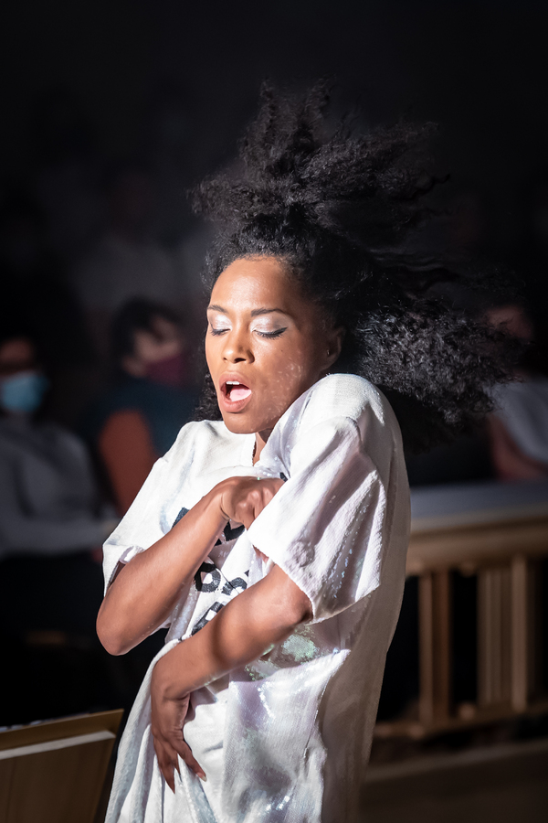 Photos: Get a First Look at OKLAHOMA! at the West End's Young Vic Theatre  Image