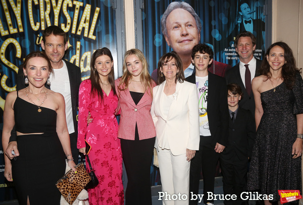 Photos: Red Carpet Arrivals at MR SATURDAY NIGHT Image