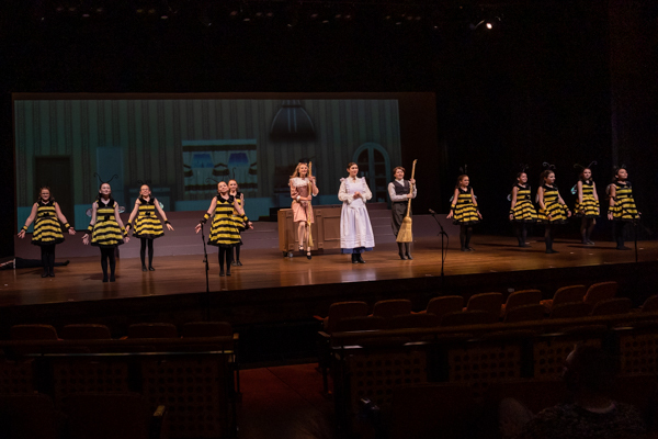 Photos: New Albany Middle School Theatre Dept's MARY POPPINS JR.  Image