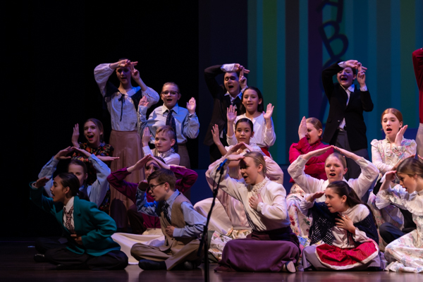 Photos: New Albany Middle School Theatre Dept's MARY POPPINS JR.  Image