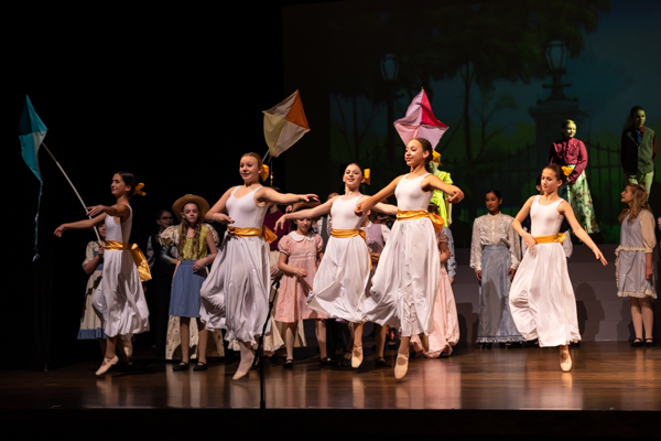 Photos: New Albany Middle School Theatre Dept's MARY POPPINS JR. Image