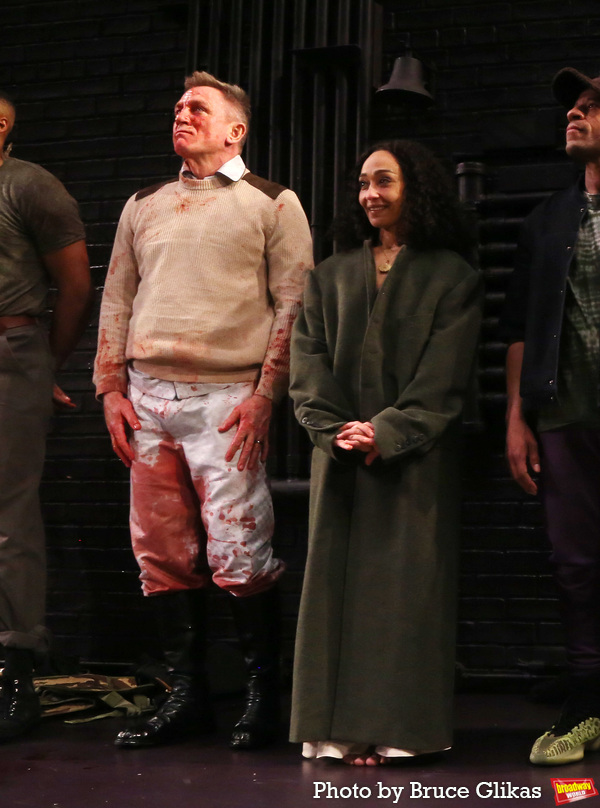Photos: Daniel Craig, Ruth Negga, and the Cast of MACBETH Take Opening Night Bows Image