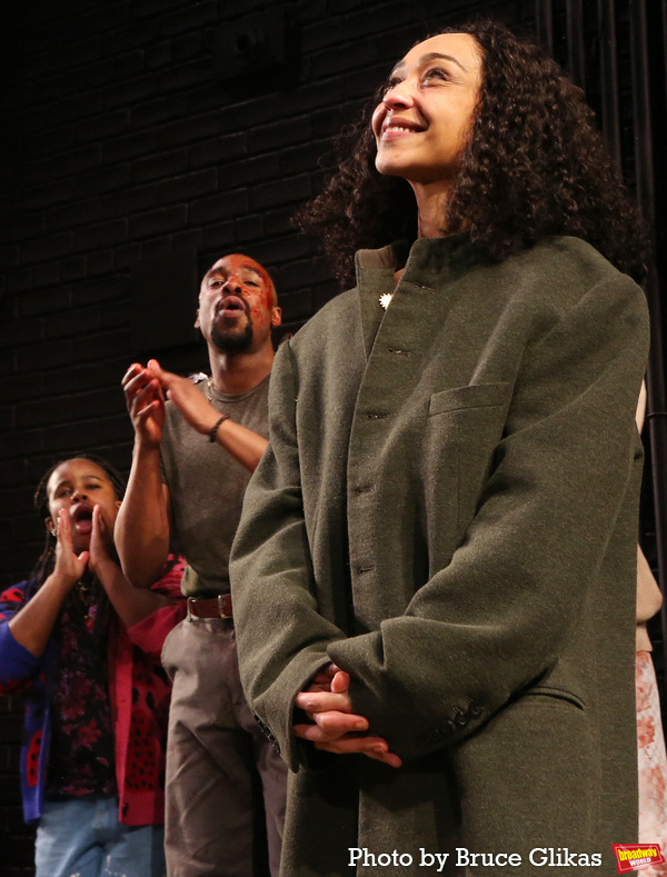 Photos: Daniel Craig, Ruth Negga, and the Cast of MACBETH Take Opening Night Bows Image