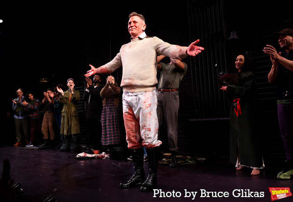 Photos: Daniel Craig, Ruth Negga, and the Cast of MACBETH Take Opening Night Bows Image