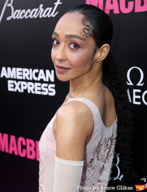 Photos: The Cast of MACBETH Walks the Red Carpet on Opening Night  Image