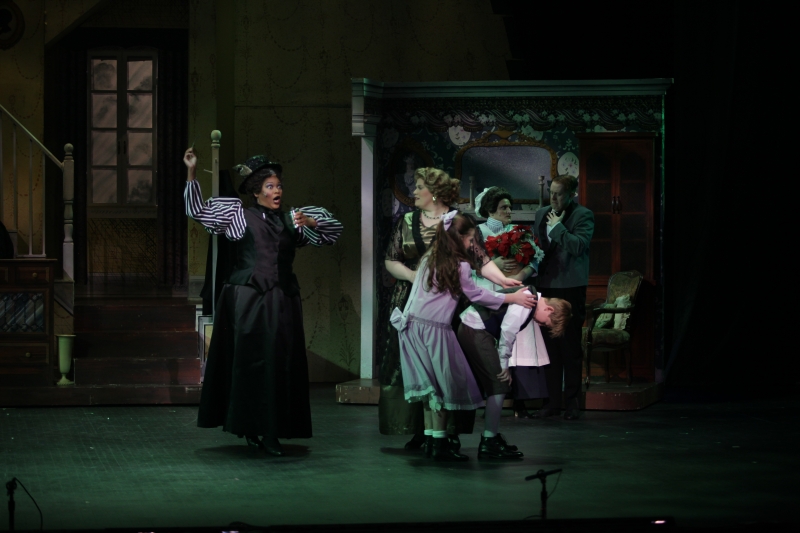 Review: After Two-Year Covid Delay, Nashville Rep's MARY POPPINS Finally Flies Into Polk Theatre 
