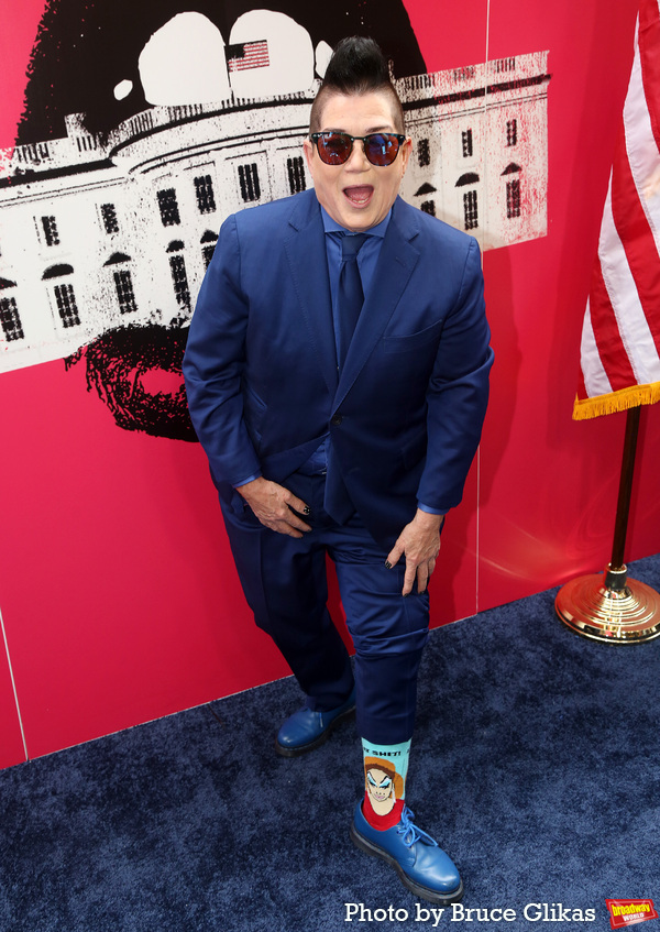 Photos: POTUS Cast Walks the Blue Carpet for Opening Gala Celebration Image