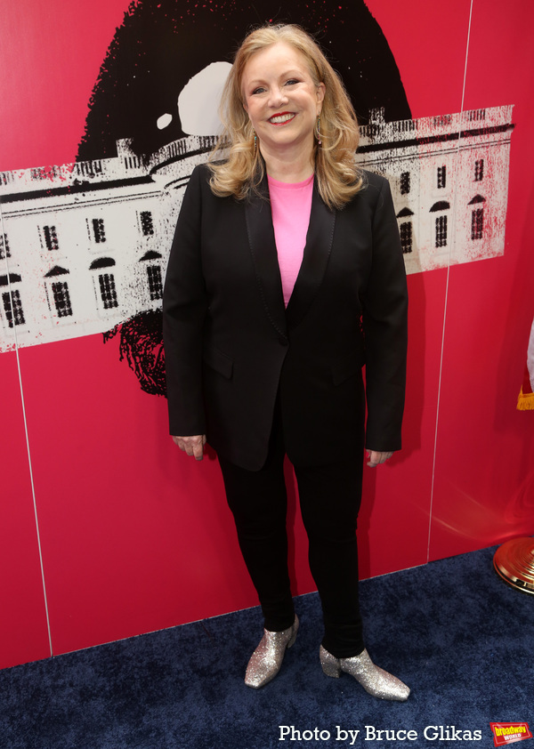 Photos: POTUS Cast Walks the Blue Carpet for Opening Gala Celebration Image