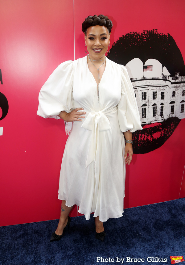 Photos: POTUS Cast Walks the Blue Carpet for Opening Gala Celebration Image