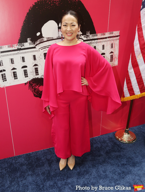 Photos: POTUS Cast Walks the Blue Carpet for Opening Gala Celebration Image