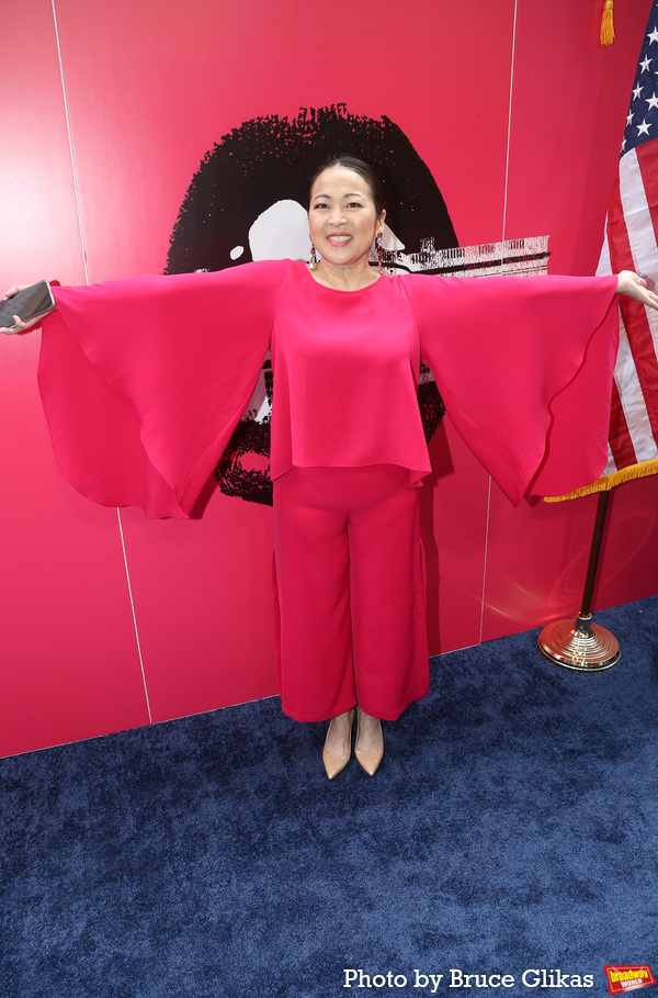 Photos: POTUS Cast Walks the Blue Carpet for Opening Gala Celebration Image