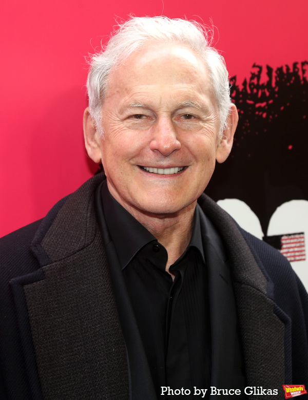 Victor Garber Photo