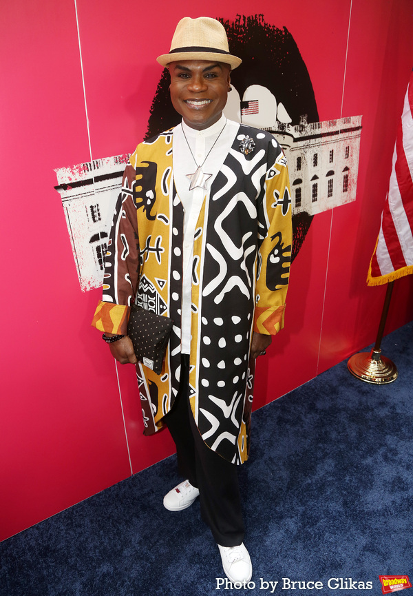 Photos: Inside POTUS' Opening Night Starry Blue Carpet Arrivals Image
