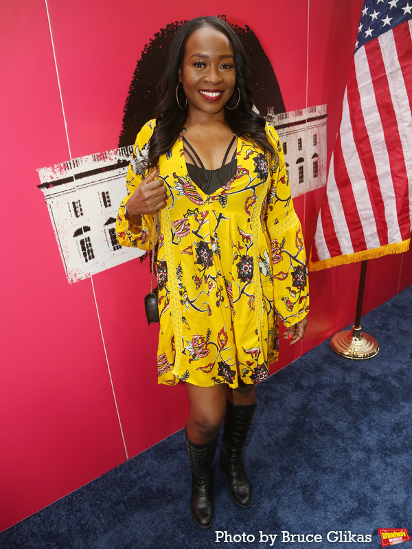 Photos: Inside POTUS' Opening Night Starry Blue Carpet Arrivals Image
