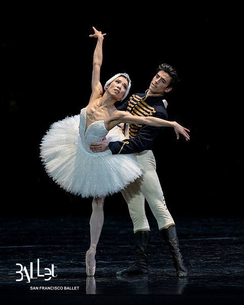 BWW Review: SWAN LAKE at San Francisco Ballet Brings the 2022 Season to a Spectacular Close 