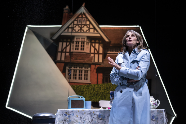 Photos: First Look at the UK Tour of LADIES OF LETTERS 