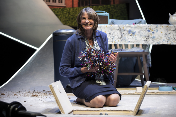 Photos: First Look at the UK Tour of LADIES OF LETTERS 