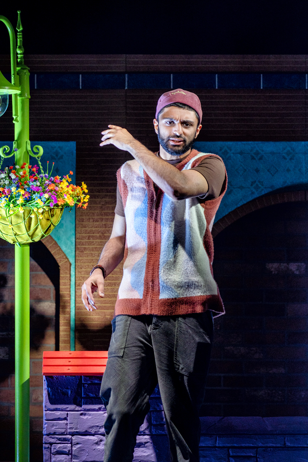 Photos: First Look at I WANNA BE YOURS at Leeds Playhouse Image