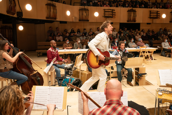 Photos: All New Photos From OKLAHOMA! at the Young Vic Image