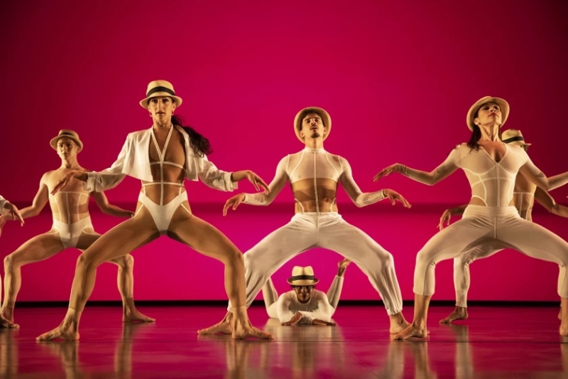 BWW Dance Review: The New BOB FOSSE'S DANCIN' Dazzles and Delivers in A Glistening Homage at The Old Globe Theatre  Image