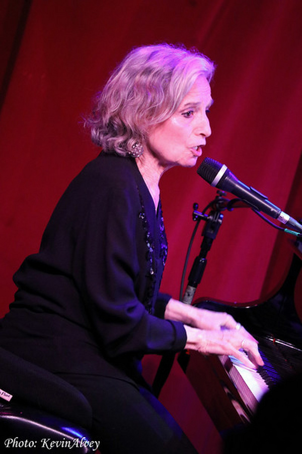 Photos: 'The Rose' Composer Amanda McBroom Finally Meets Bette Midler! Image
