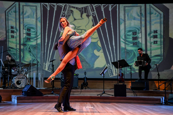 Photos: First Look at Leonardo Suarez Paz's PIAZZOLLA 100 Tour Image