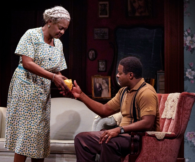 Review: A RAISIN IN THE SUN at Guthrie Theater 