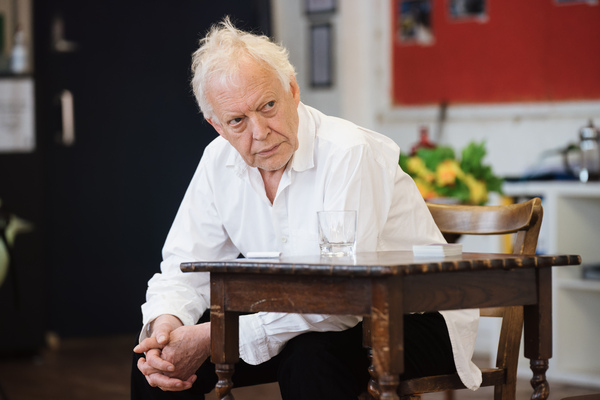 Hilton McRae (Actor): Credits, Bio, News & More | Broadway World