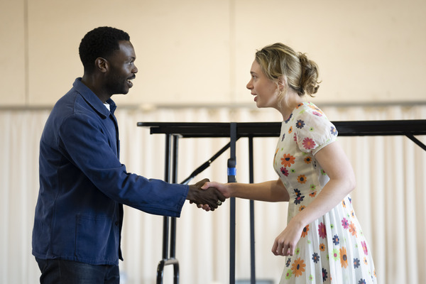 Photos: First Look at Amy Adams and More in Rehearsal For THE GLASS MENAGERIE 