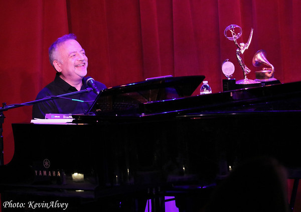 Photos: Marc Shaiman Is Debbie Gravitte's PLUS 1 At Birdland 