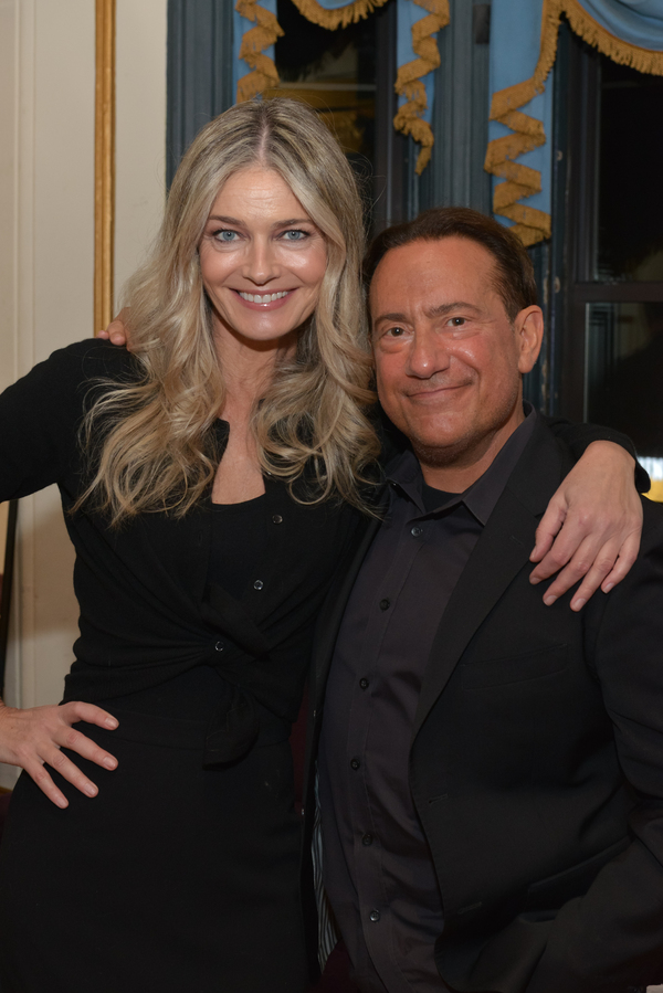 Photos: See Cecily Strong, Kenan Thompson & More in CELEBRITY AUTOBIOGRAPHY Image