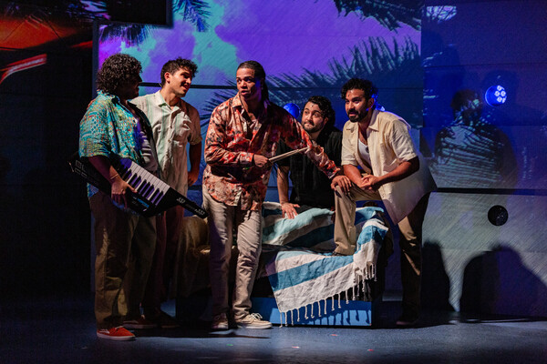 Photos: ON YOUR FEET! Gets Spanish-Language World Premiere at GALA Hispanic Theatre Image