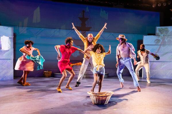 Photos: ON YOUR FEET! Gets Spanish-Language World Premiere at GALA Hispanic Theatre Image